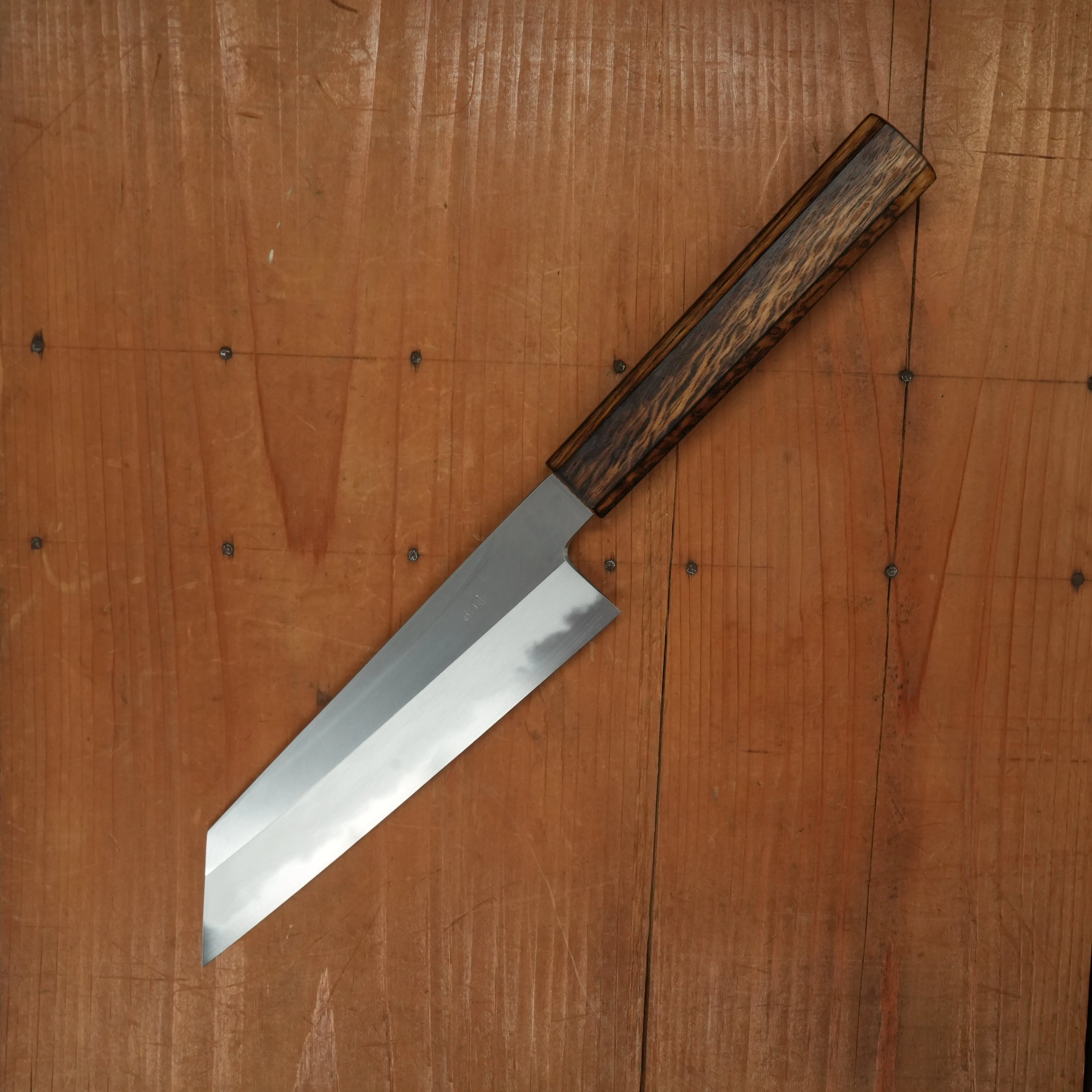 BC Exclusive - Hado 180mm Kiritsuke Santoku Iron Clad Shirogami 2 Urushi Oak