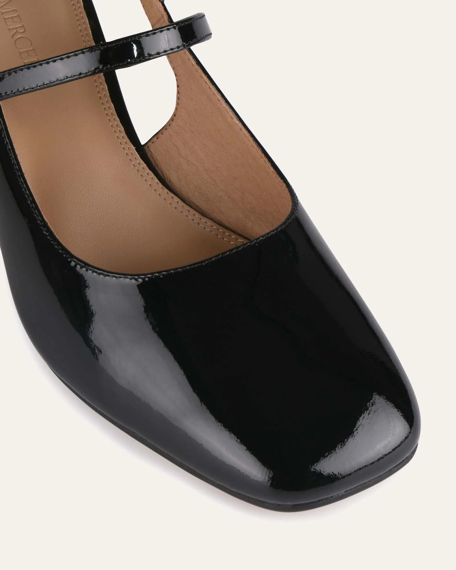 JENNA LOW HEELS BLACK PATENT