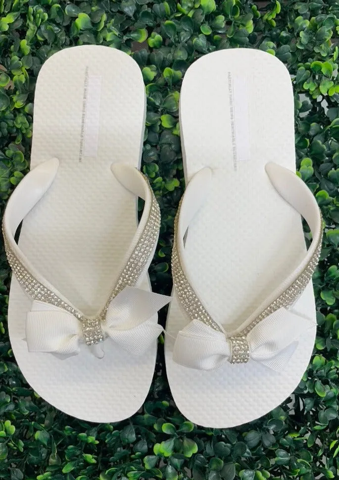 Sara’s Exclusive! Blingy Flip Flops