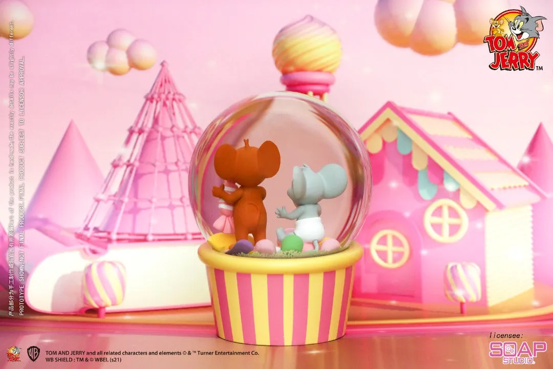 Soap Studio CA302 Tom and Jerry: Candy Snow Globe