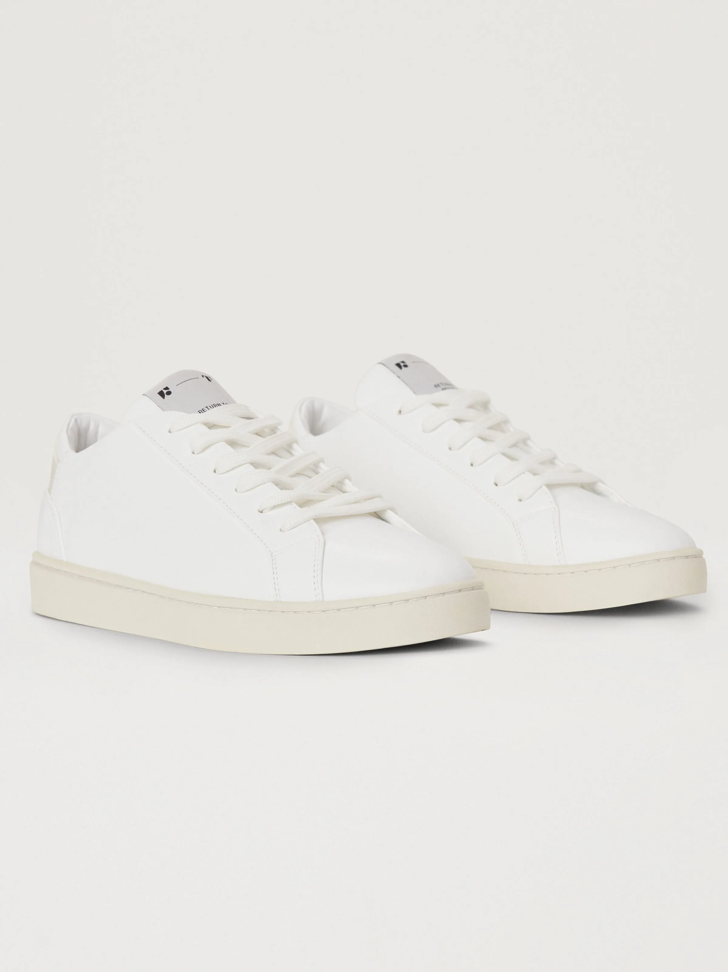 The Thousand Fell x Frank And Oak Sneaker in White